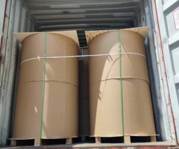 Giá giấy toàn cầu tăng trong năm 2025