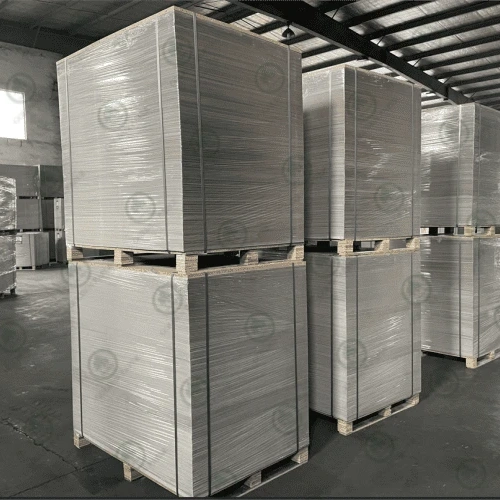 Tấm Duplex với mặt sau màu xám
