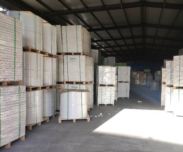 Tin tốt từ Golden Paper