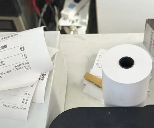 thermal-paper-roll-for-cash-register.webp thermal-paper-roll-for-cash-register.webp